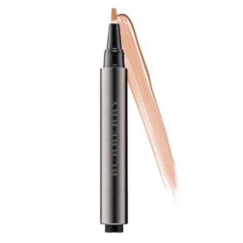 Burberry Sheer Luminous Concealer 04 Sandy 